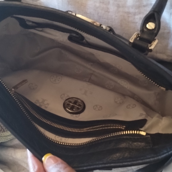 Purse - Picture 2 of 3